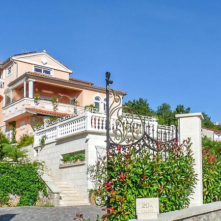 Apartment Villa Barbara By Interhome Ловран Экстерьер фото