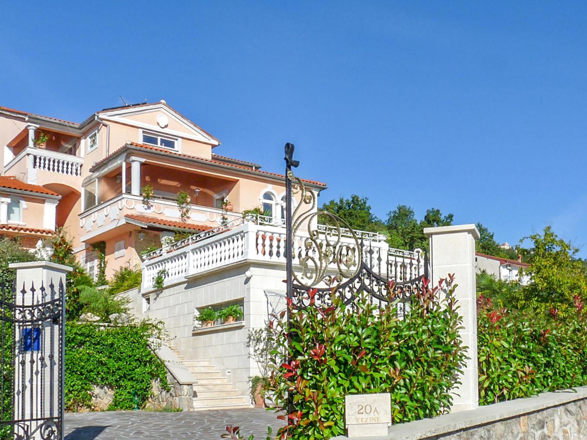 Apartment Villa Barbara By Interhome Ловран Экстерьер фото